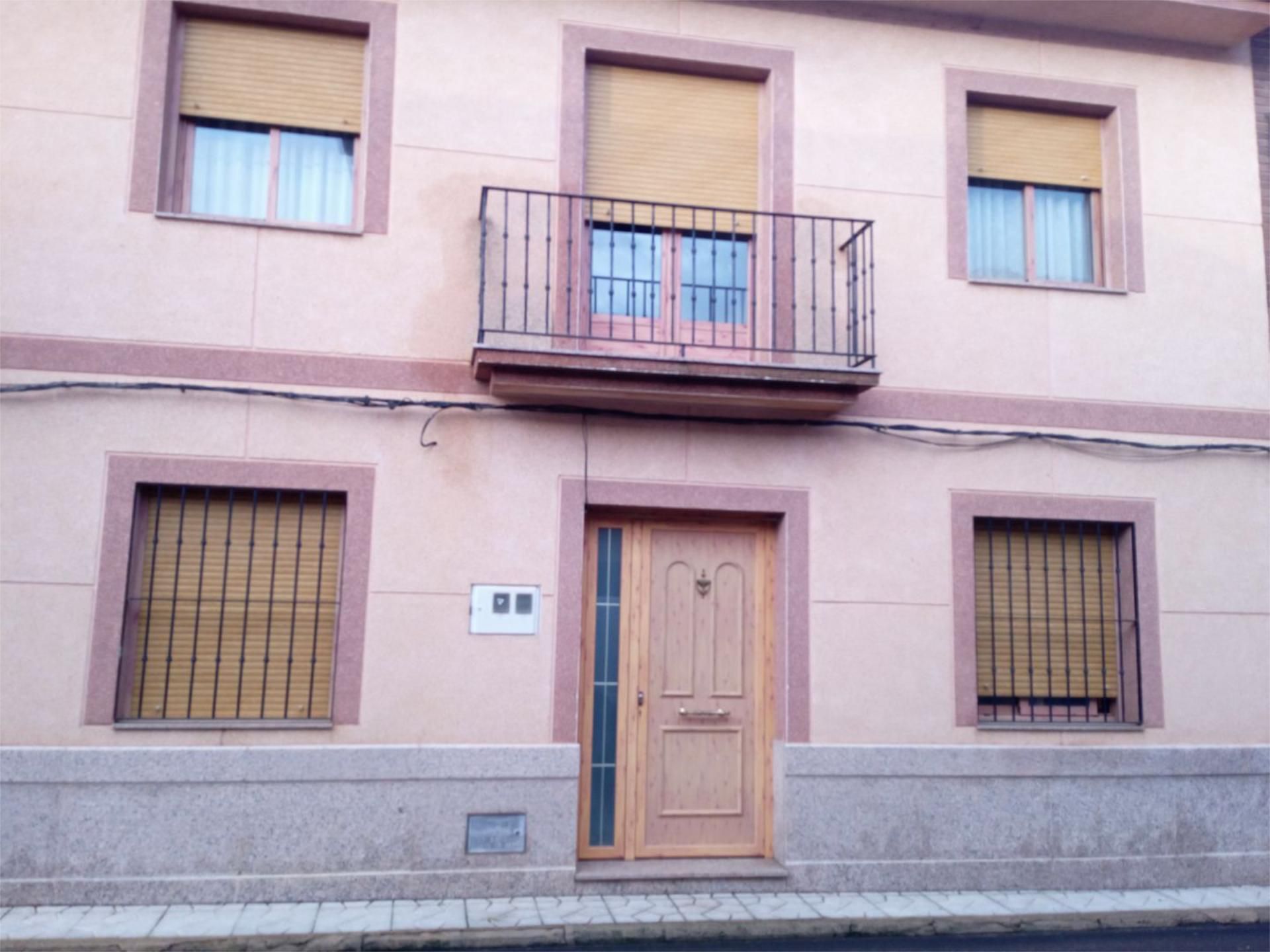 Außenansicht von Maisonette zum verkauf in Guadalmez mit Klimaanlage, Terrasse und Abstellraum