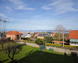 Vista exterior de Casa o xalet en venda en A Coruña Capital  amb Terrassa