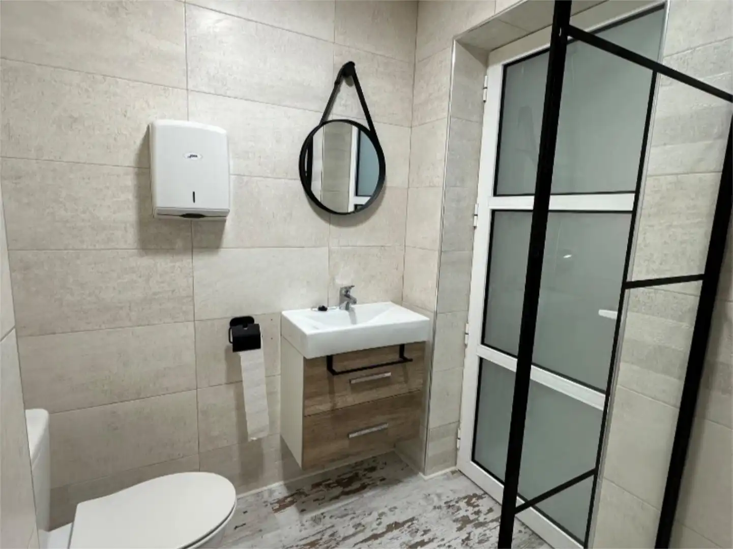 Badezimmer von Wohnung zum Verkauf in Torrevieja mit Klimaanlage und Terrasse