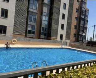 Swimming pool of Flat to rent in  Madrid Capital  with Air Conditioner and Terrace