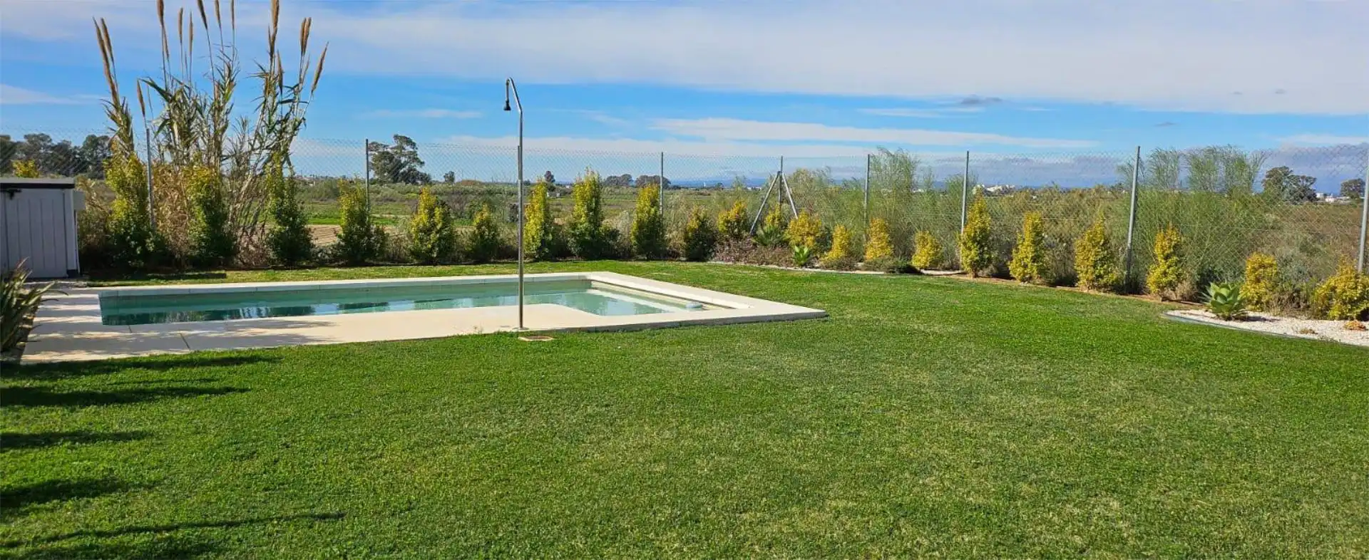 Casa o xalet en venda a Calle de Los Picapinos, Isla Canela Piscina de Casa o xalet en venda en Ayamonte amb Aire condicionat, Calefacció i Jardí privat