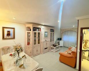 Living room of Single-family semi-detached for sale in Tomelloso  with Terrace and Balcony