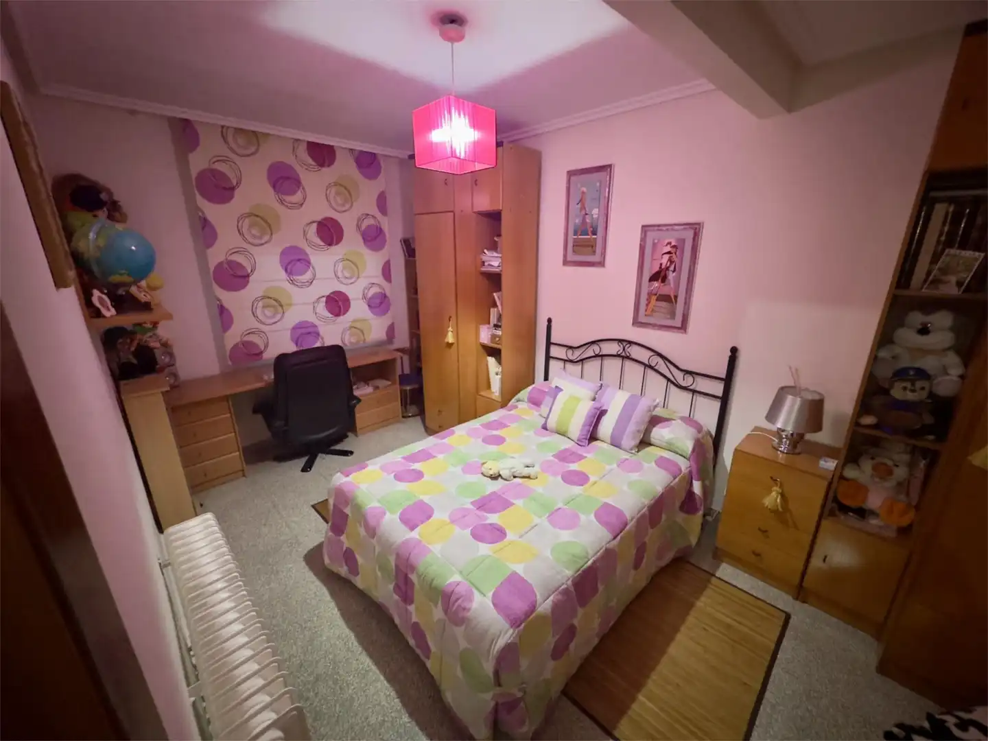 Casa adosada en venta en Paseo San Isidro, 15, Tomelloso Habitación de Casa adosada en venta en Tomelloso con Terraza y Balcón