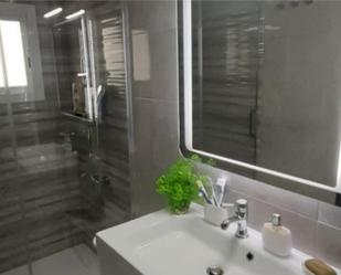 Bathroom of Flat for sale in  Córdoba Capital  with Air Conditioner and Terrace