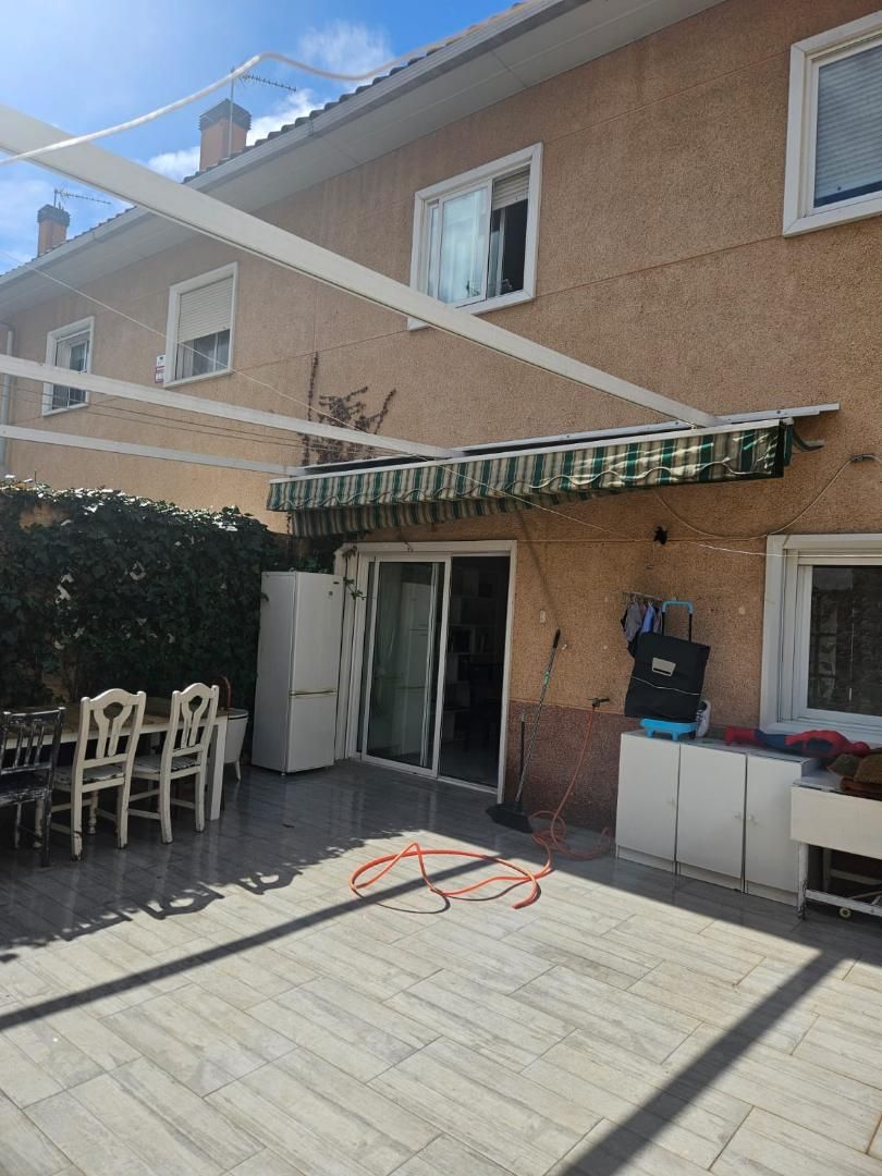 Terrace of House or chalet for sale in Torrejón de Ardoz  with Air Conditioner and Terrace