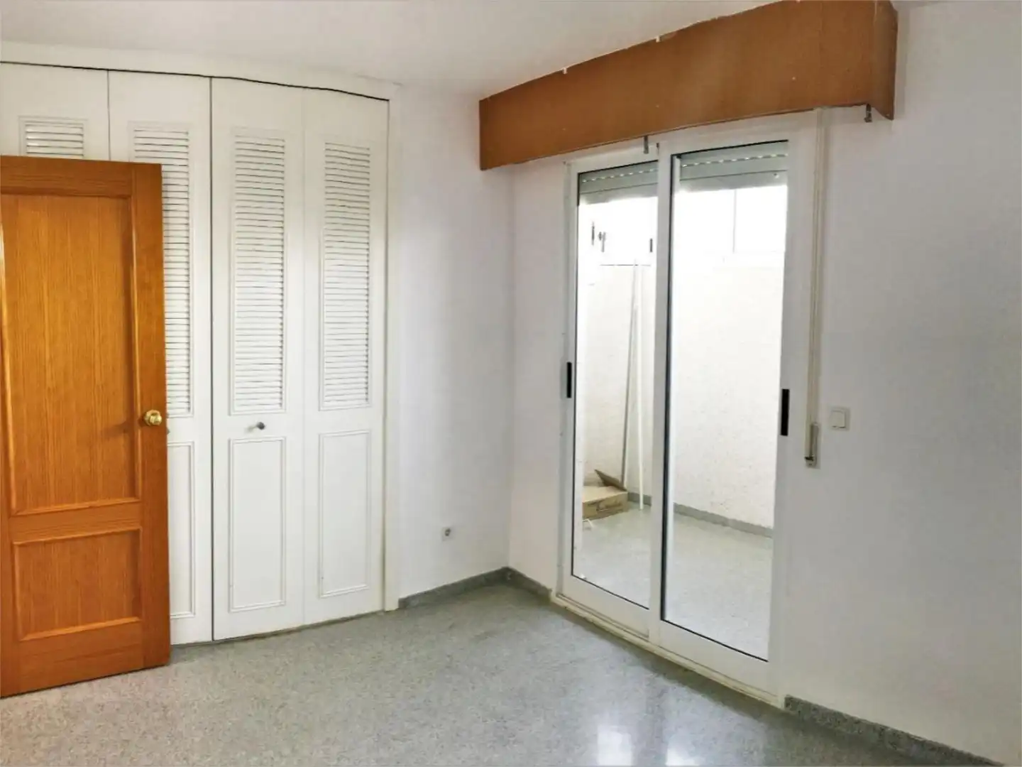 Flat for rent in Avenida Jaime I el Conquistador, 72, Playa Muchavista Bedroom of Flat for rent in El Campello with Private garden, Terrace and Storage room