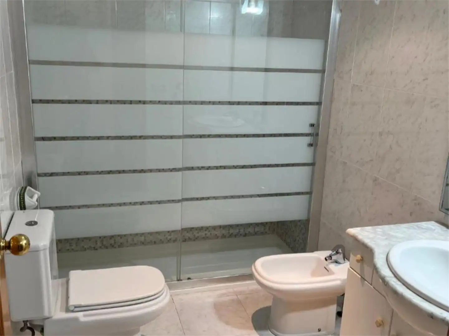 Flat for rent in Avenida Jaime I el Conquistador, 72, Playa Muchavista Bathroom of Flat for rent in El Campello with Private garden, Terrace and Storage room
