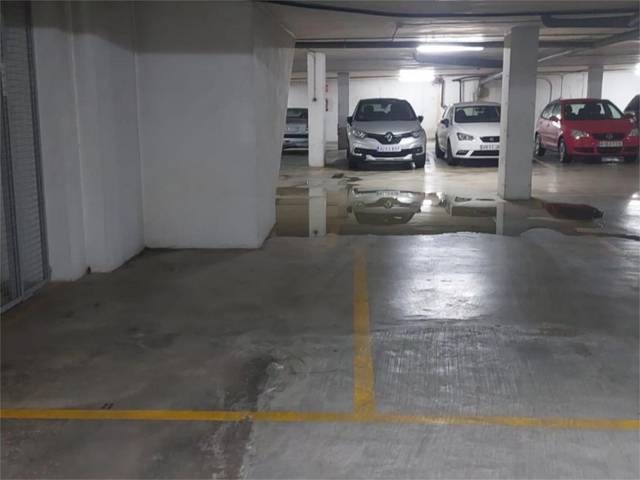 Garaje en Alquiler en Calle Doctor Pedro Villamor, 2 en Ronda Sur