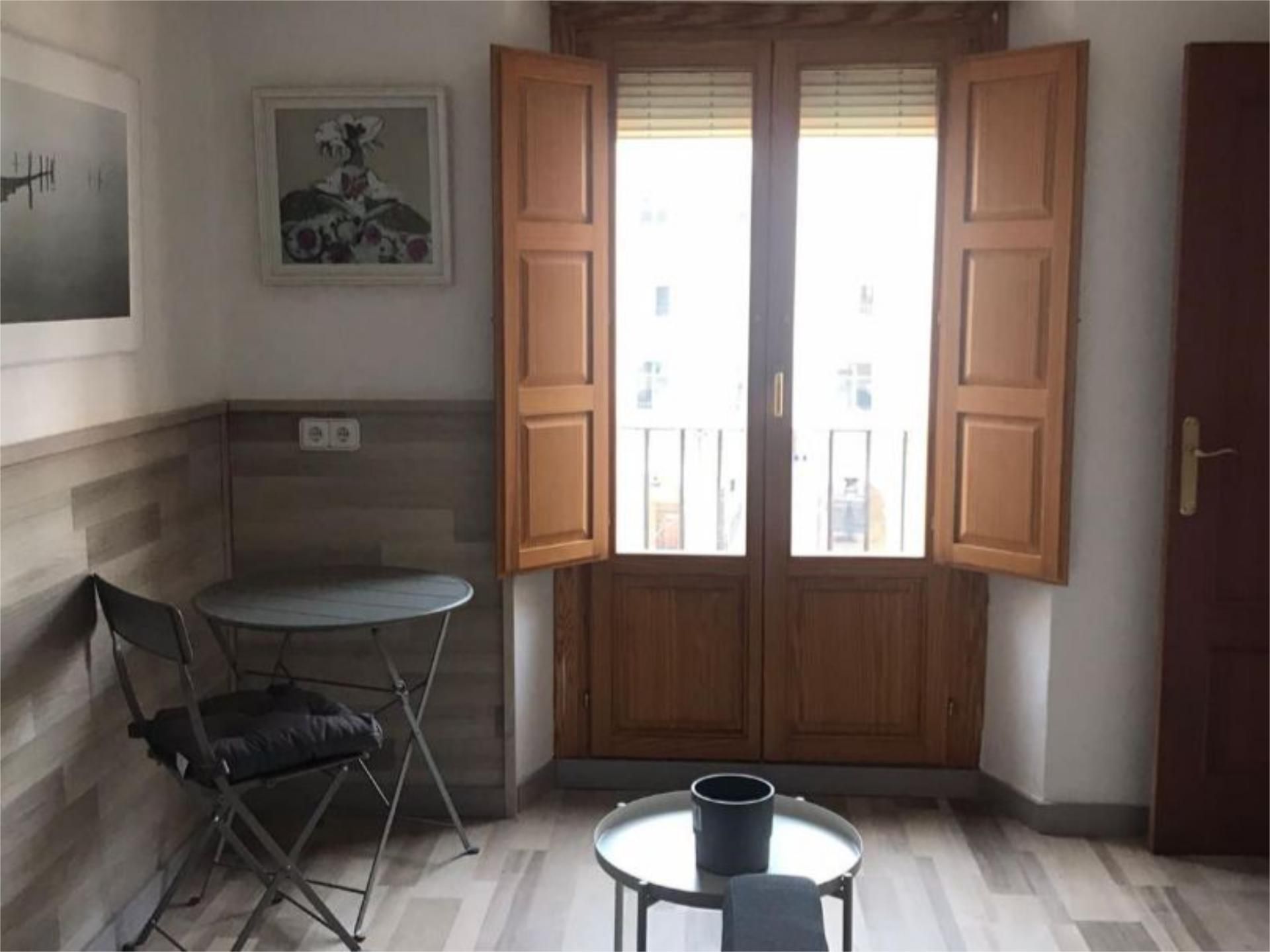 Dormitori de Pis de lloguer en Alcoy / Alcoi amb Aire condicionat, Calefacció i Moblat