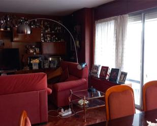 Living room of Flat for sale in  Madrid Capital  with Air Conditioner, Heating and Parquet flooring