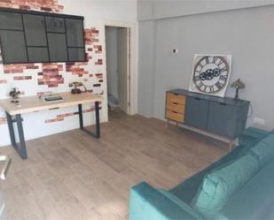 Sala d'estar de Apartament en venda en  Cádiz Capital