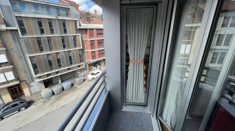 Foto 3 de Pis en venda a Calle Constitución, 1, Sama, Asturias