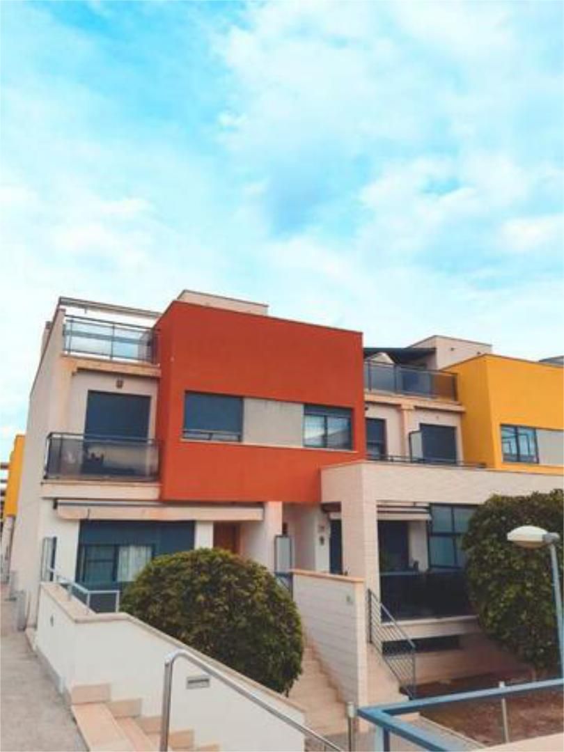 Vista exterior de Casa adosada en venda en Mutxamel amb Terrassa i Piscina