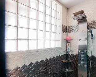 Bathroom of Flat for sale in Mont-roig del Camp  with Air Conditioner, Terrace and Swimming Pool