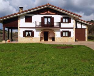 Vista exterior de Casa o xalet en venda en Muxika amb Terrassa i Balcó