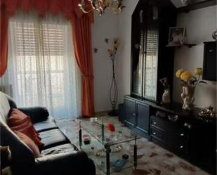 Living room of Flat for sale in  Madrid Capital  with Heating, Private garden and Terrace