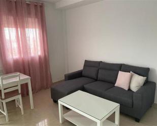 Living room of Flat to rent in Don Benito  with Heating, Terrace and Furnished