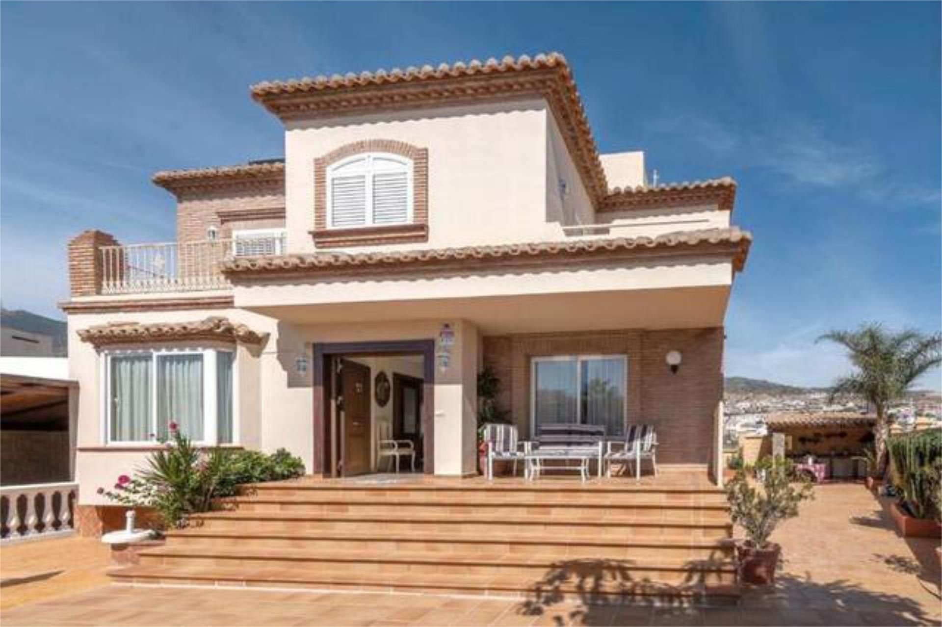 Exterior view of Single-family semi-detached for sale in Benalmádena  with Terrace and Swimming Pool