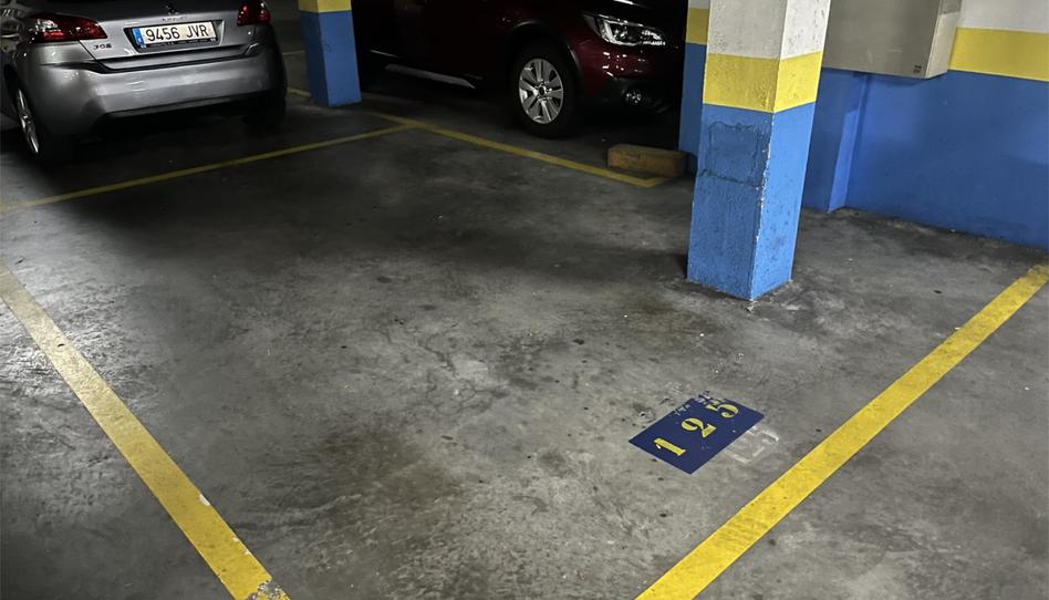 Photo 1 of Garage for sale in Calle Aurelio de Llano, 1, Auditorio - Seminario - Parque de Invierno, Asturias