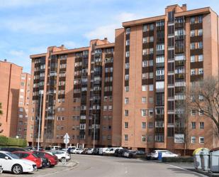 Exterior view of Flat for sale in Valladolid Capital  with Heating, Parquet flooring and Terrace