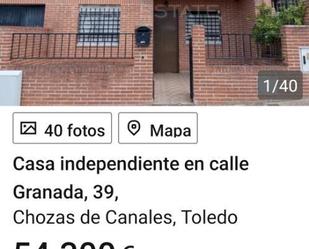 Vista exterior de Casa o xalet en venda en Chozas de Canales amb Terrassa i Balcó