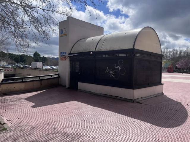 Garaje en Venta en Calle Nuestra Señora del Pilar, 34 en Reyes Católicos
