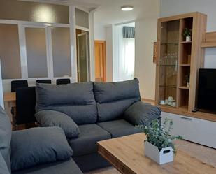 Living room of Attic to rent in Tomelloso  with Air Conditioner, Terrace and Balcony