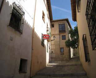 Vista exterior de Pis de lloguer en  Granada Capital amb Calefacció i Moblat