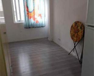 Bedroom of Study to rent in Parla