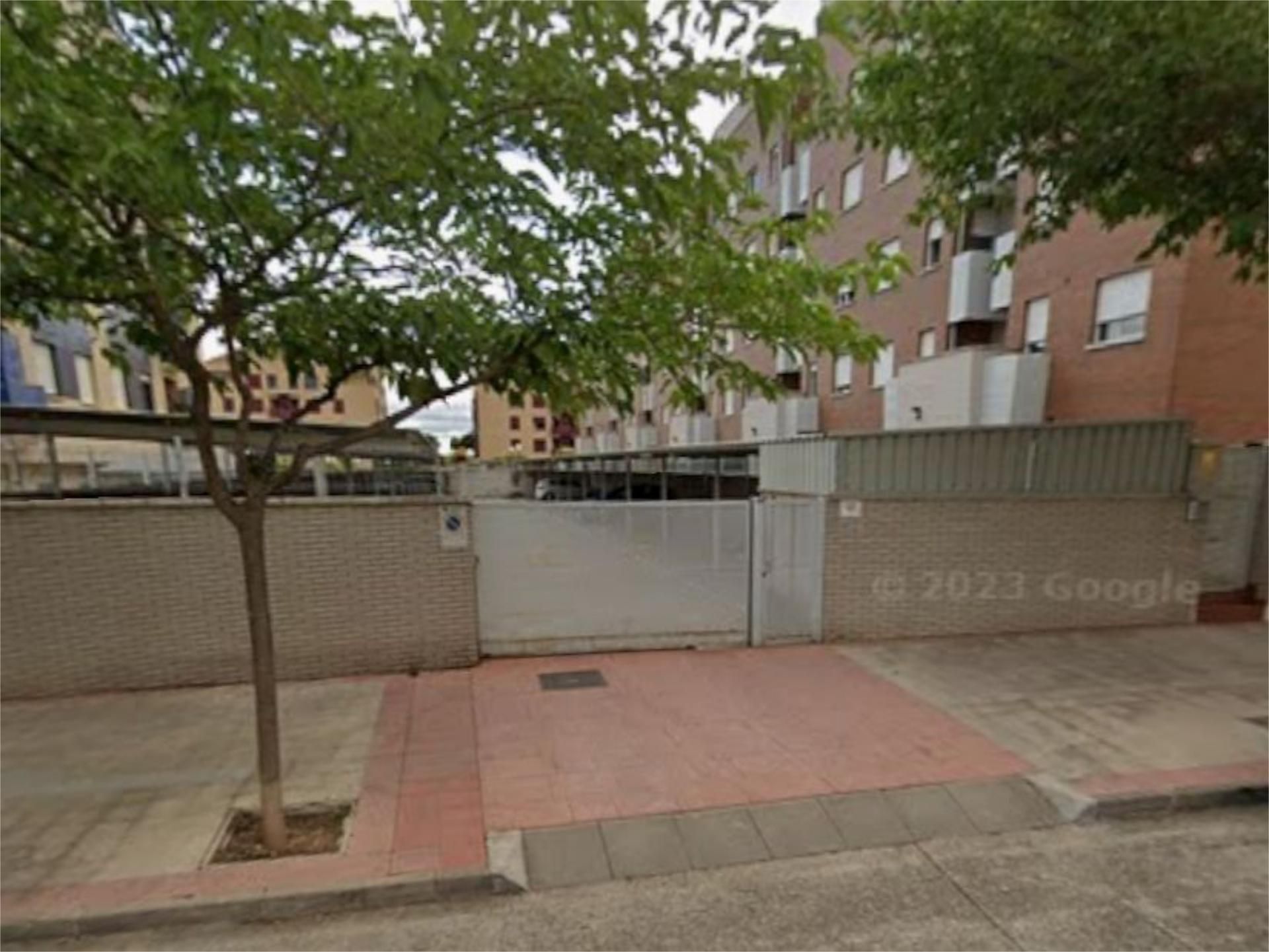 Aparcament de Garatge en venda en  Logroño