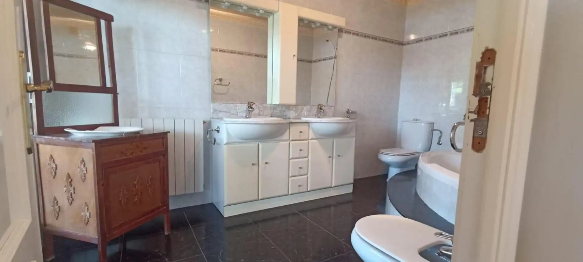 Baño de Casa o chalet en venta en Villamediana de Iregua con Aire acondicionado, Terraza y Piscina