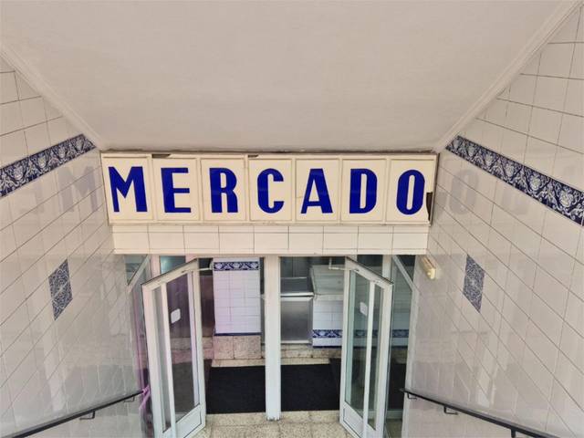 Local comercial en Venta en Gran Vía de Jose Antonio Agirre y Lekube Kalea, 12 en Txabarri - La Unión - Vista Alegre