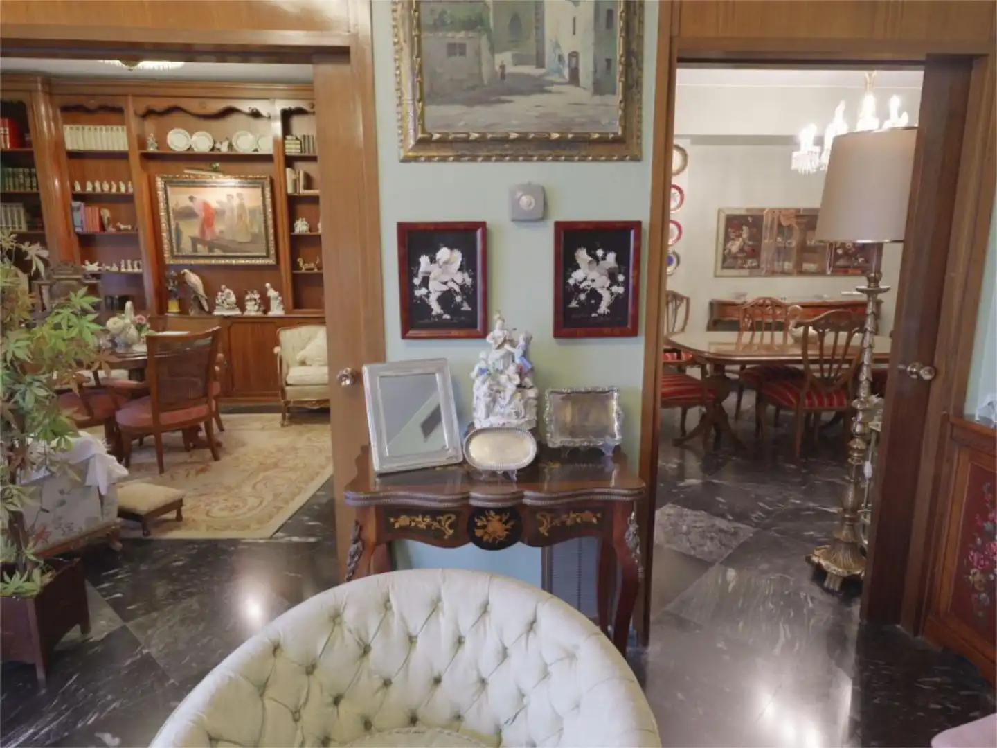 Flat for sale in Sevilla  with Air Conditioner, Heating and Parquet flooring