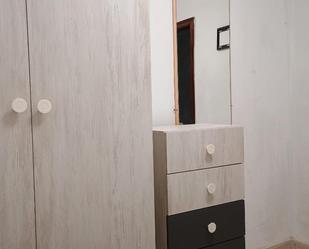 Bedroom of Apartment to share in  Barcelona Capital  with Heating, Furnished and Washing machine