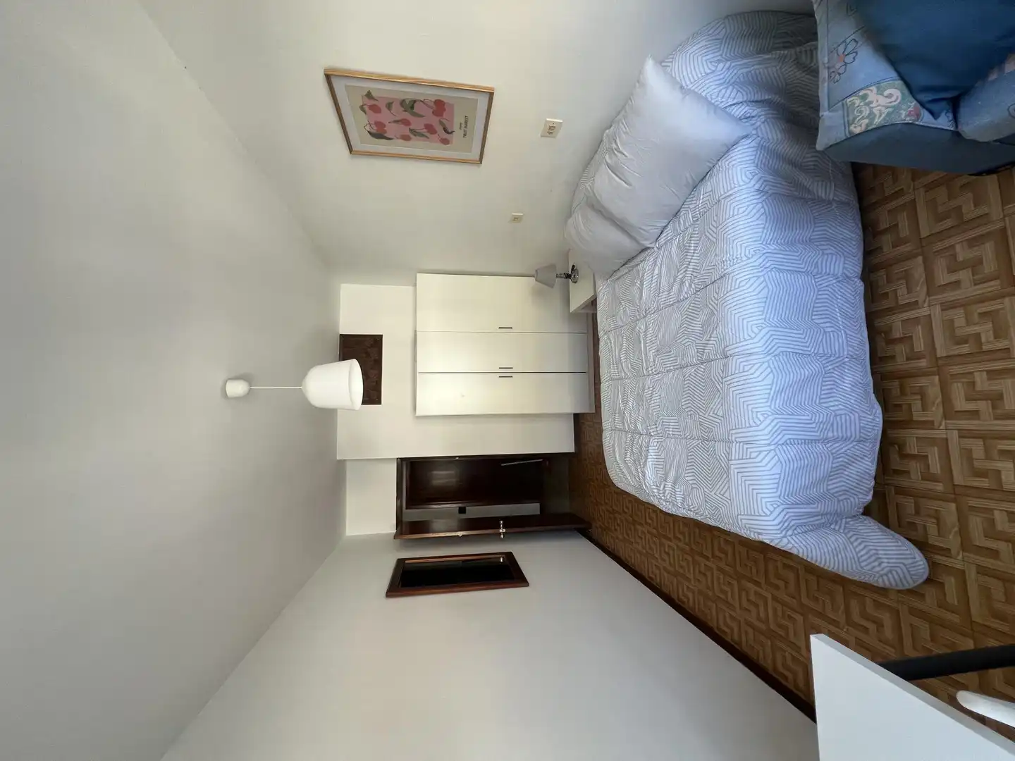 Bedroom of Flat for share in Boiro  with Heating, Parquet flooring and Furnished