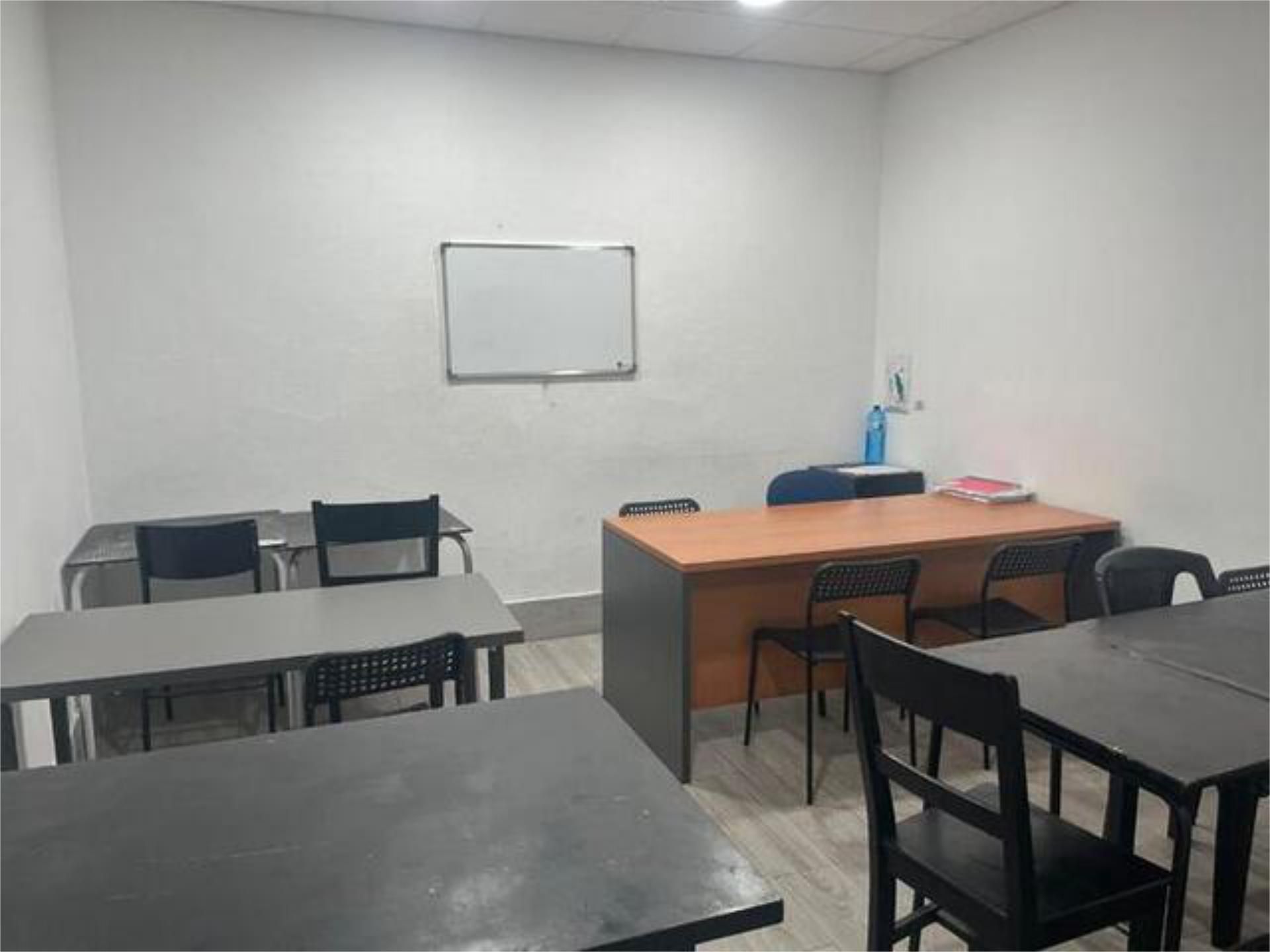 Office to rent in Málaga Capital  with Air Conditioner