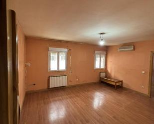 Flat to rent in  Madrid Capital  with Air Conditioner, Heating and Parquet flooring