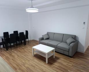 Living room of Flat to rent in Monóvar  / Monòver  with Parquet flooring, Furnished and Balcony