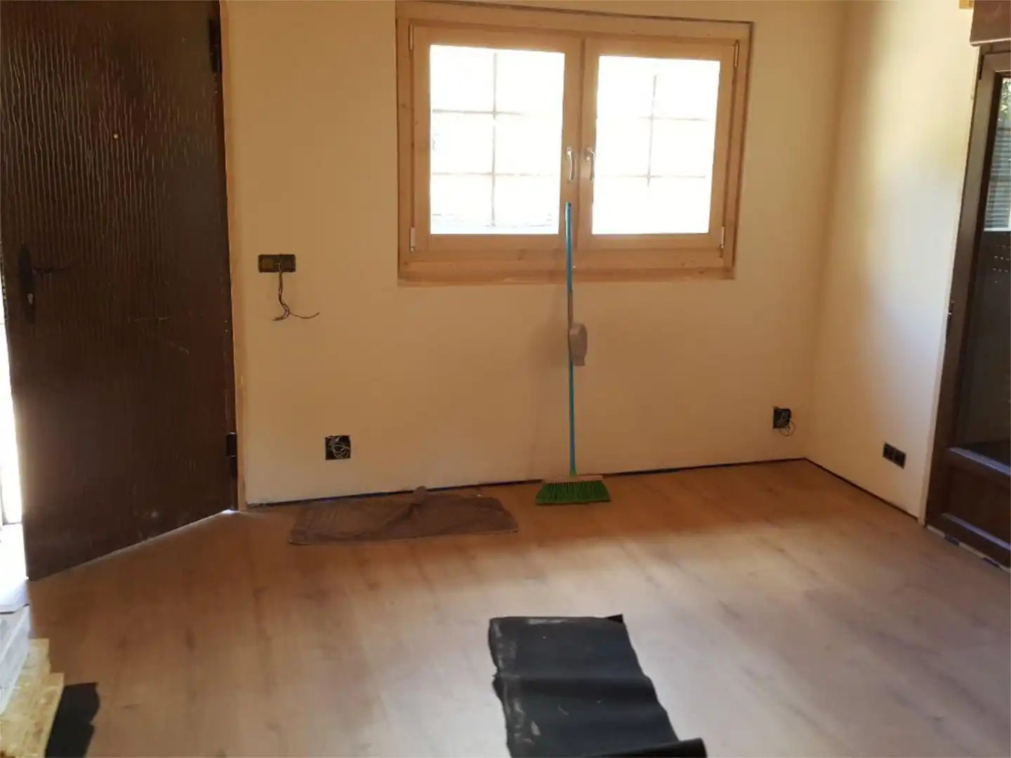 Wohnung zum Verkauf in Calle Nueva Sierra Hk, Albalate de Zorita Schlafzimmer von Wohnung zum Verkauf in Albalate de Zorita mit Klimaanlage, Heizung und Privatgarten