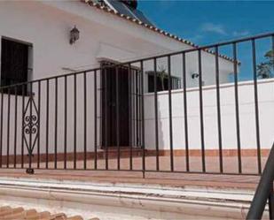 Jardí de Casa adosada en venda en Medina-Sidonia amb Terrassa