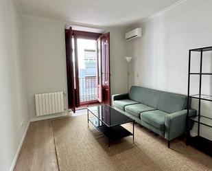 Living room of Flat to rent in  Madrid Capital  with Air Conditioner and Balcony