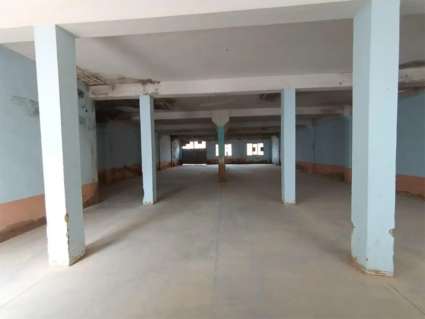Local de lloguer a Avenida de Juan Carlos I, 11, Este Local de lloguer en Mérida