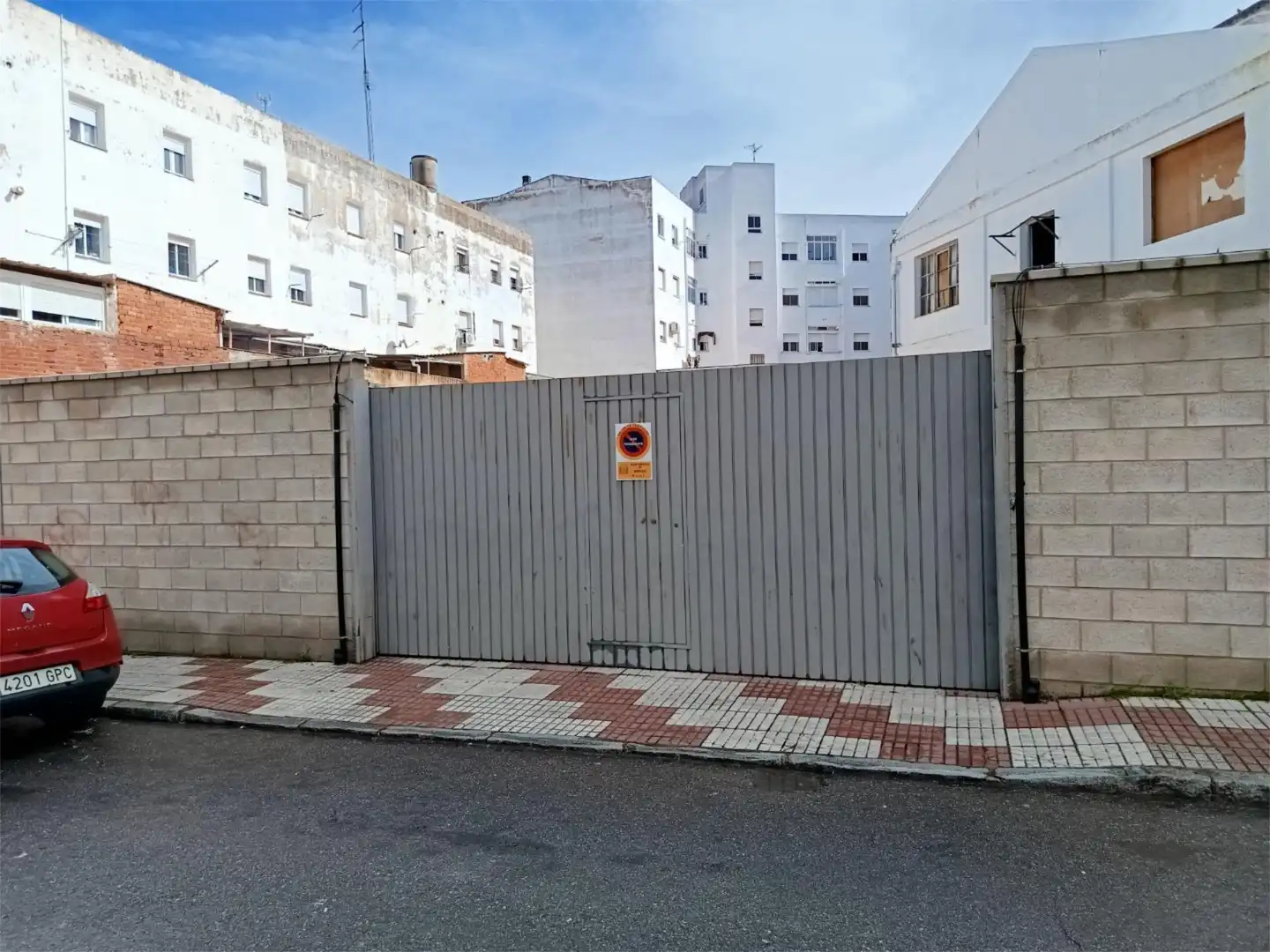 Local de lloguer a Avenida de Juan Carlos I, 11, Este Vista exterior de Local de lloguer en Mérida