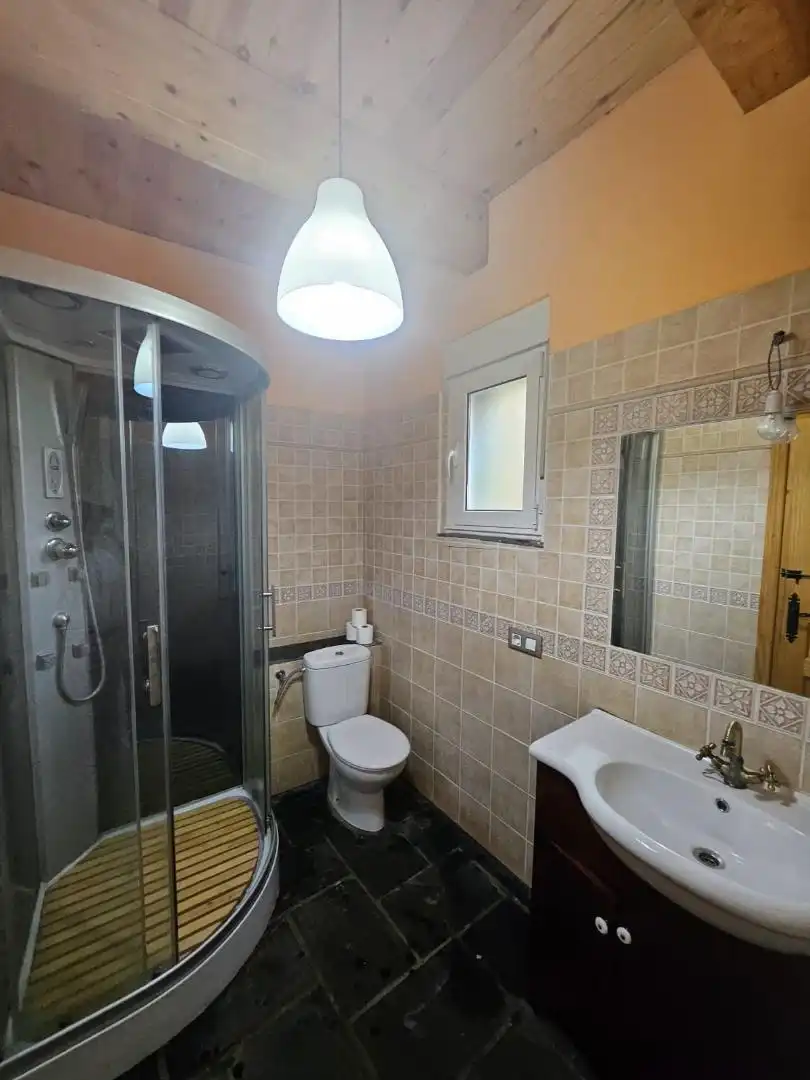 Casa o xalet en venda a Calle la Cruz, 37, Villamanín Bany de Casa o xalet en venda en Villamanín