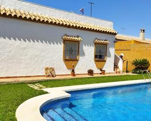 Exterior view of House or chalet for sale in Conil de la Frontera