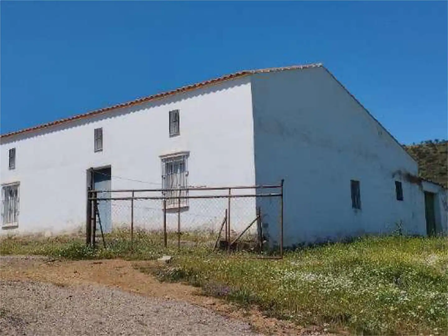 Vista exterior de No Urbanitzable en venda en Montemolín