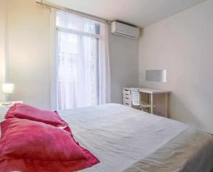 Bedroom of Flat to share in  Barcelona Capital  with Air Conditioner, Heating and Terrace