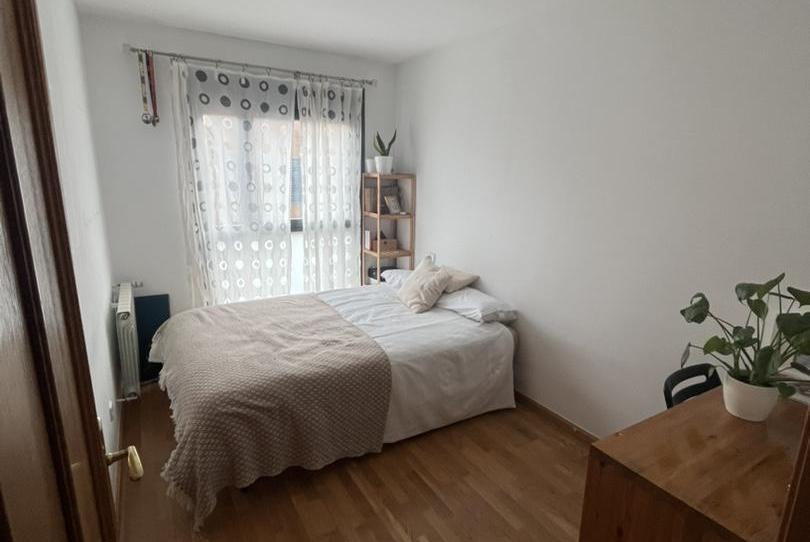 Photo 1 of Flat to share in Calle de Clara Campoamor, 4, Dehesa Vieja - Puente Cultural, Madrid