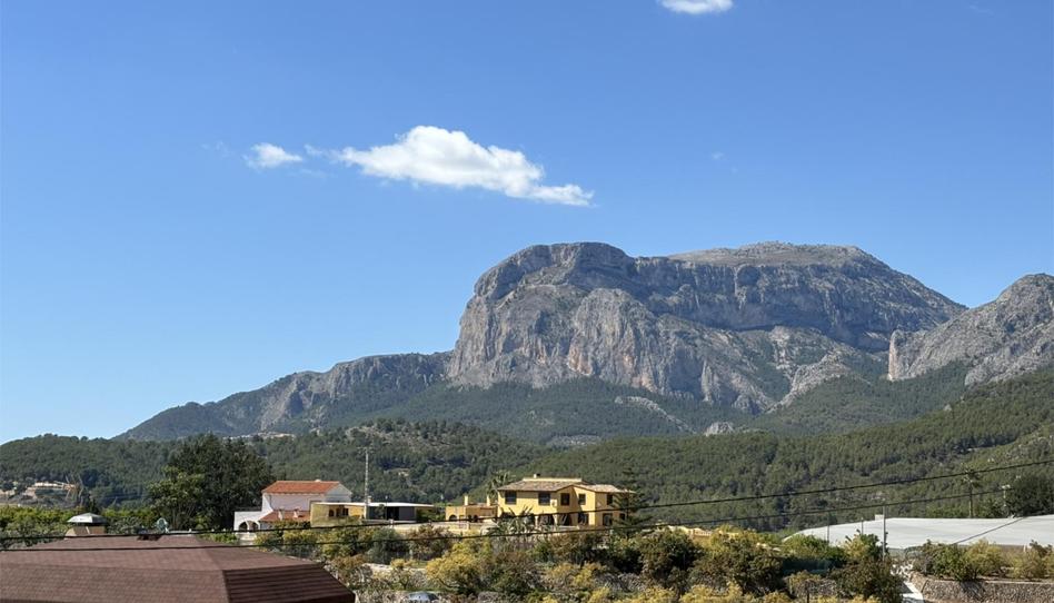 Single-family semi-detached for sale in Carrer Barranc Dels Xorros, 6, Callosa d'en Sarrià, Alicante - image 1 Photo 1 of Single-family semi-detached for sale in Carrer Barranc Dels Xorros, 6, Callosa d'en Sarrià, Alicante