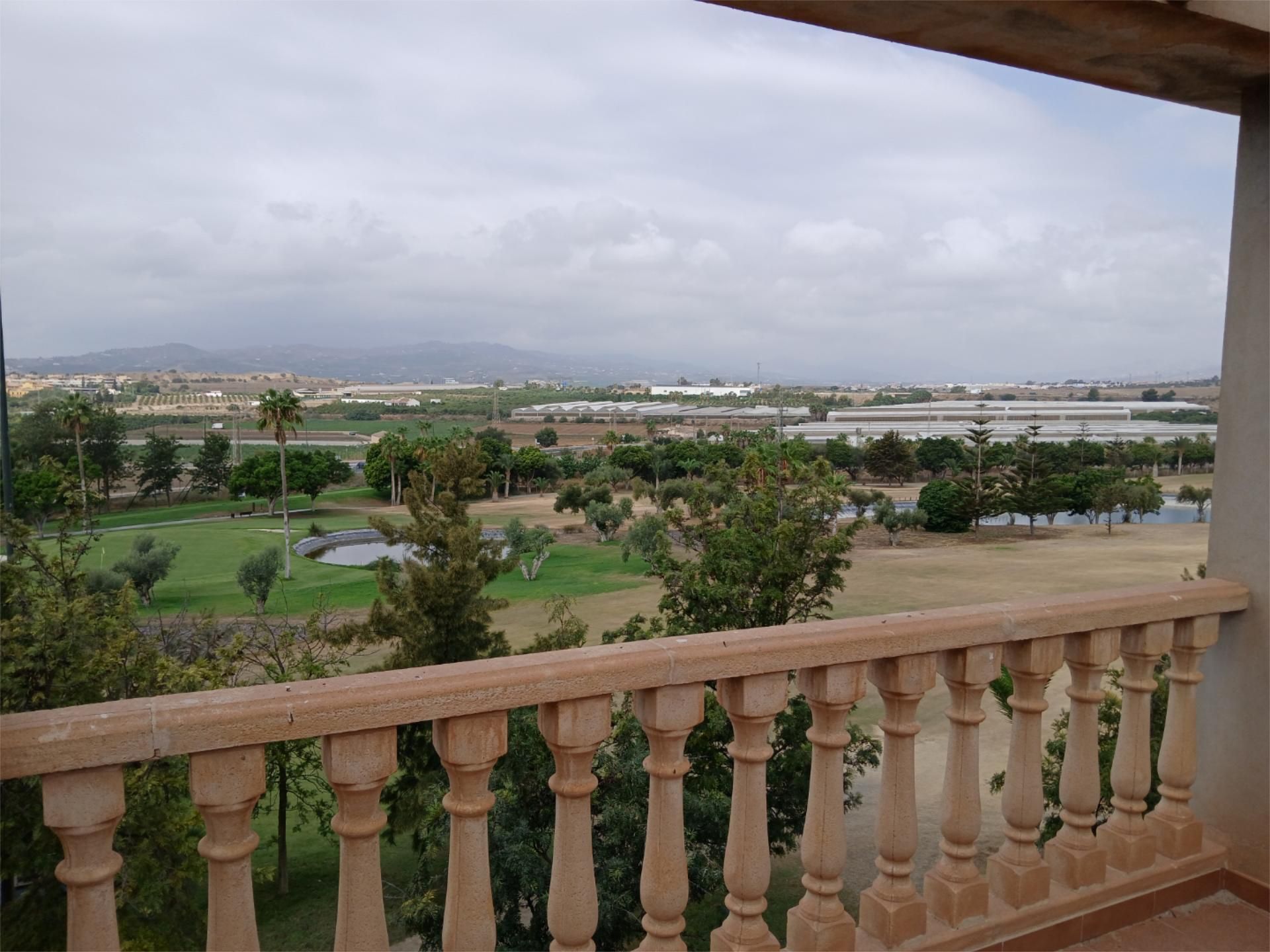 Vista exterior de Casa adosada en venda en Vélez-Málaga